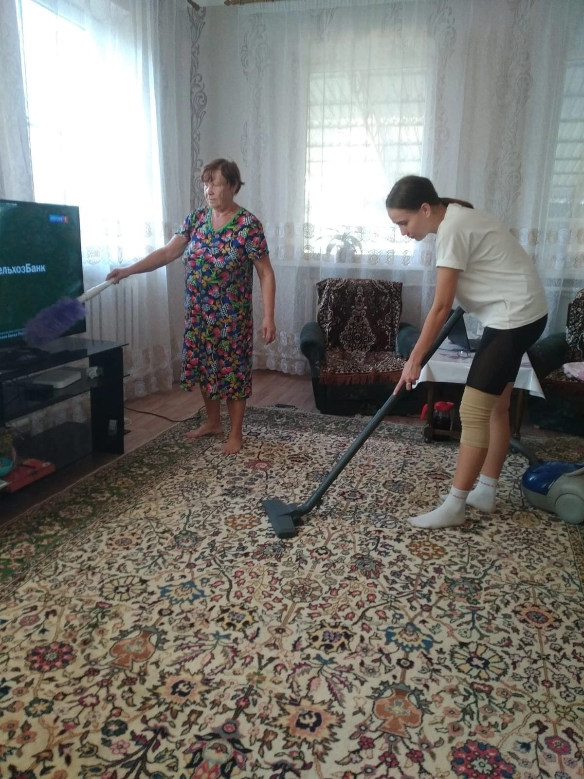 Постер к социальной практике: Добро не остаётся в стороне