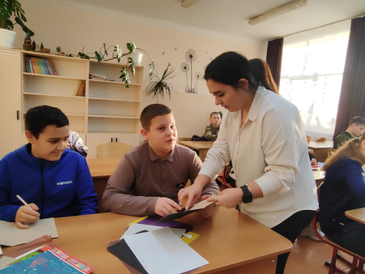 Постер к социальной практике: Учиться, учиться и ещё раз учиться