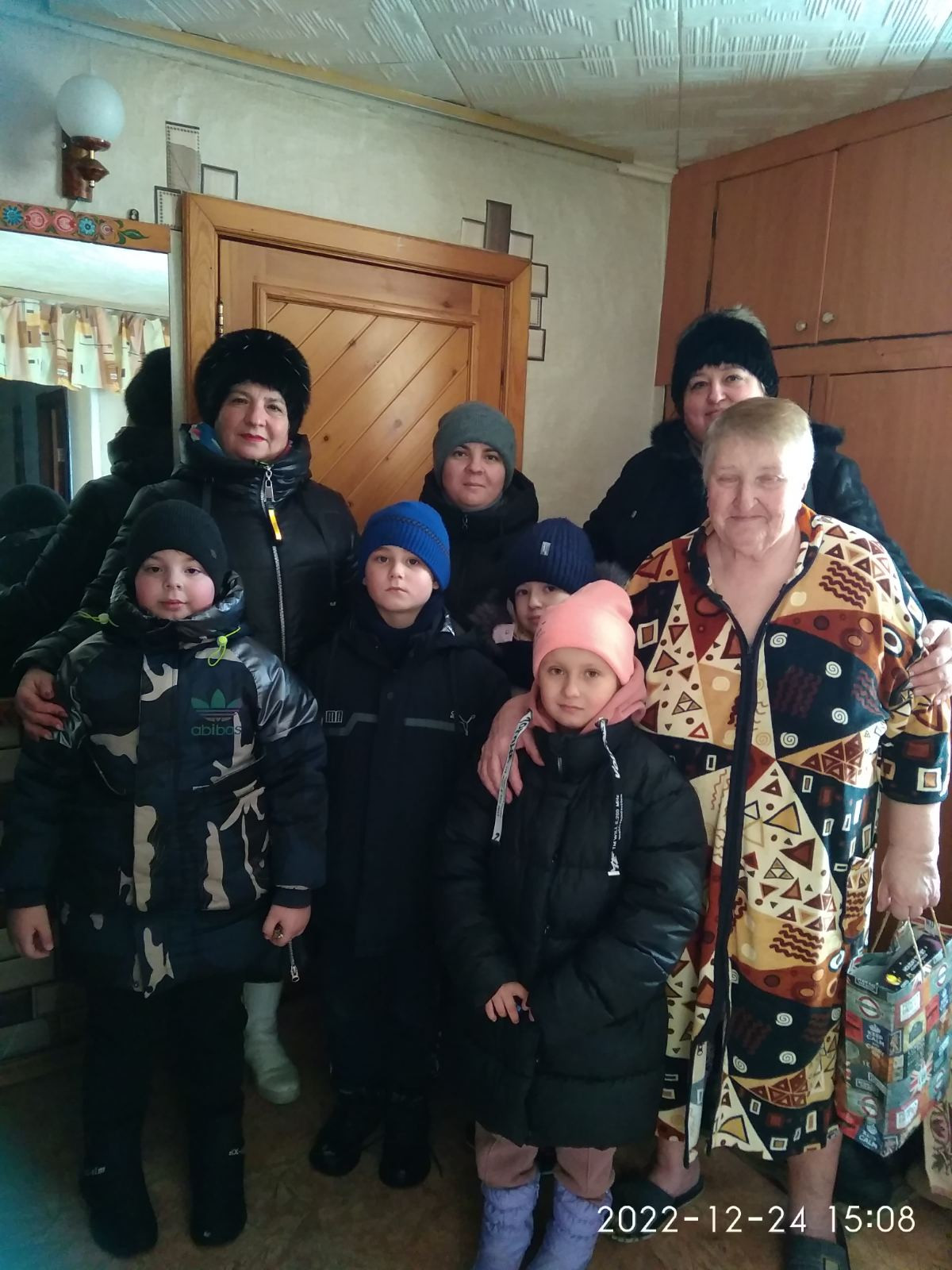 Постер к социальной практике: С Новым годом, Галина Ивановна и Лилия Ивановна!