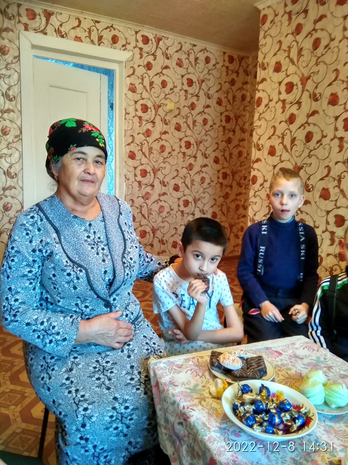 Постер к социальной практике: Учимся добру и милосердию