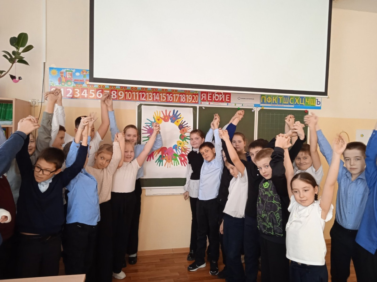 Постер к социальной практике: Помогите птицам зимой