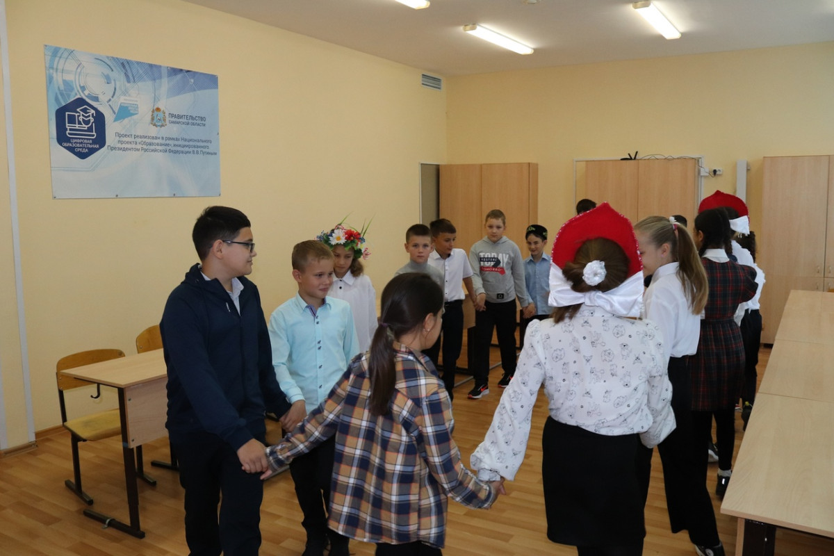 Постер к социальной практике: Мы разные, но мы вместе.