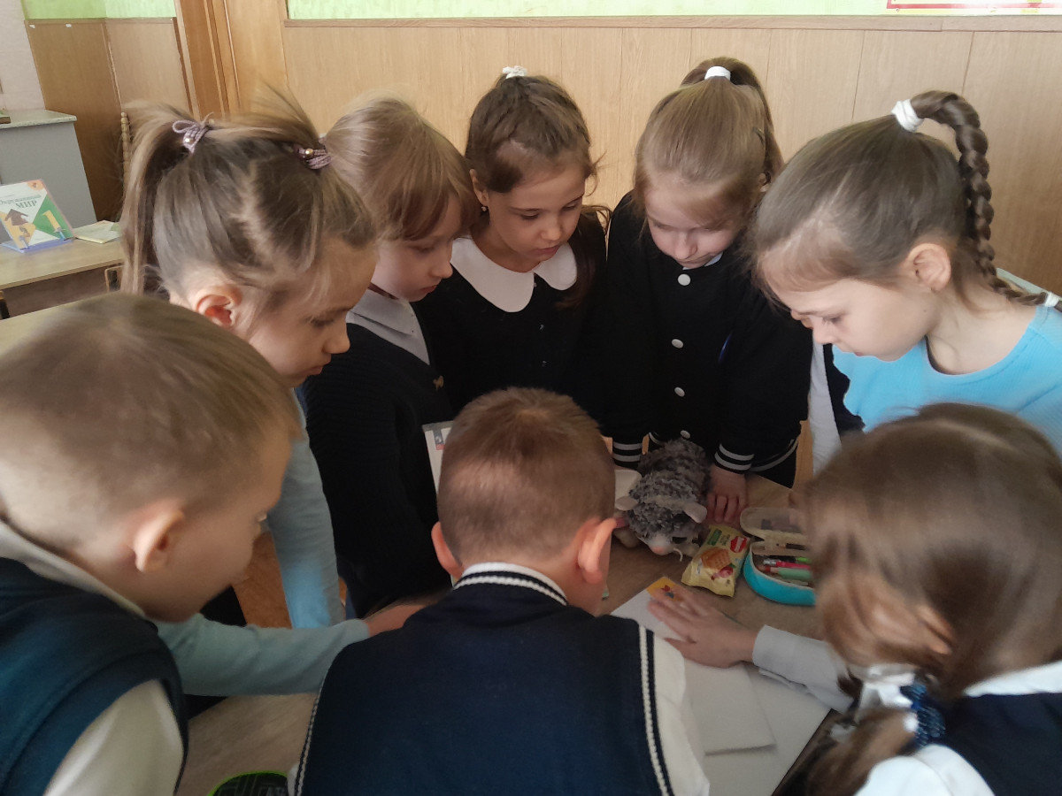 Постер к социальной практике: "Выдумывай, пробуй и создавай!"