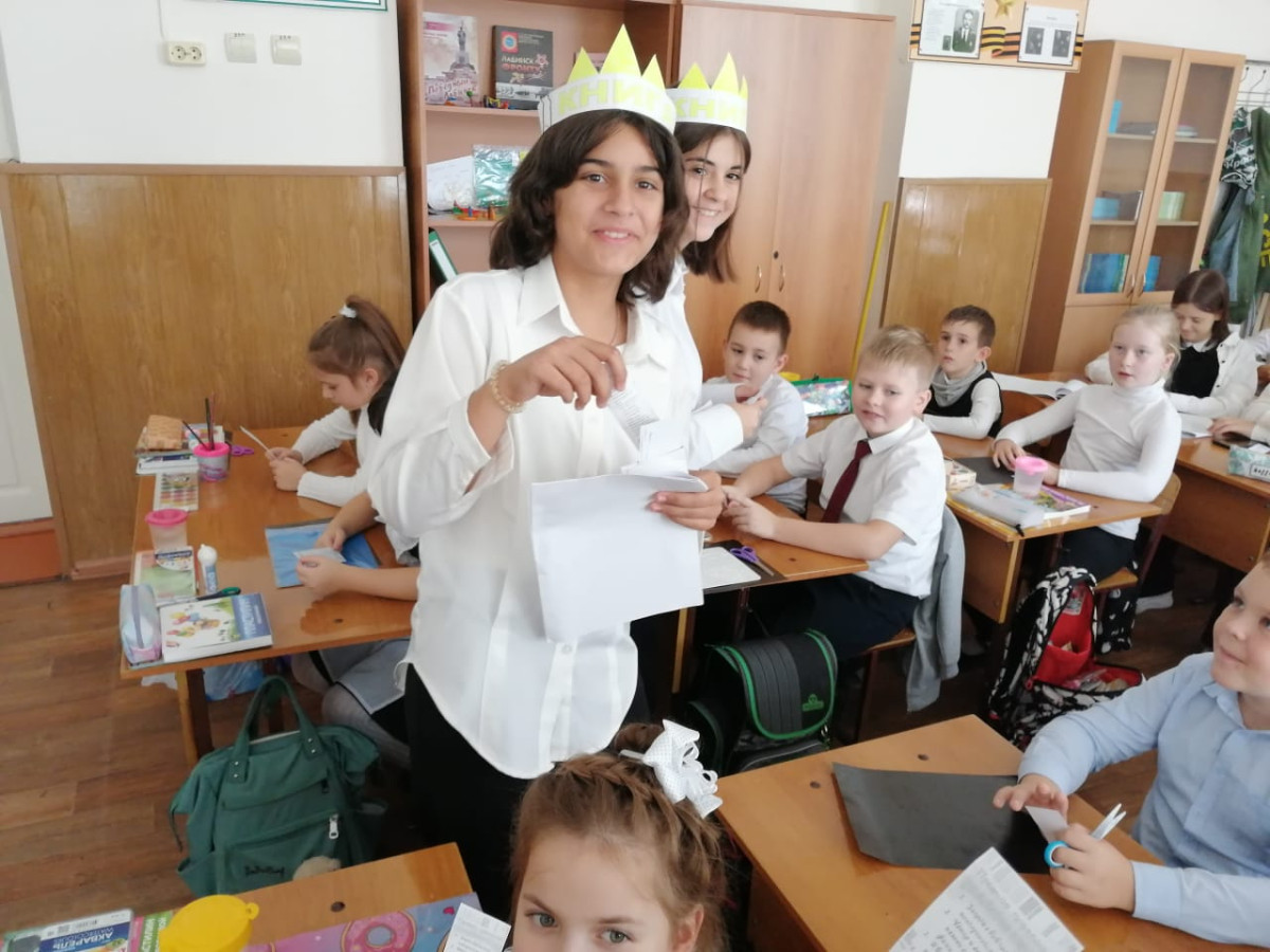 Постер к социальной практике: Настоящая команда