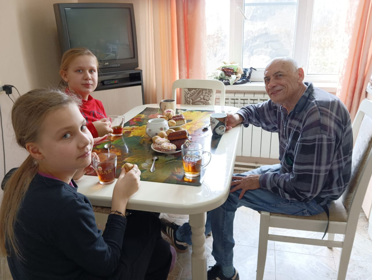 Постер к социальной практике: Учимся делать добро.