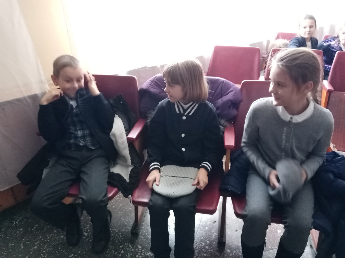 Постер к социальной практике: Настоящая дружба. Благородство в поступках людей.