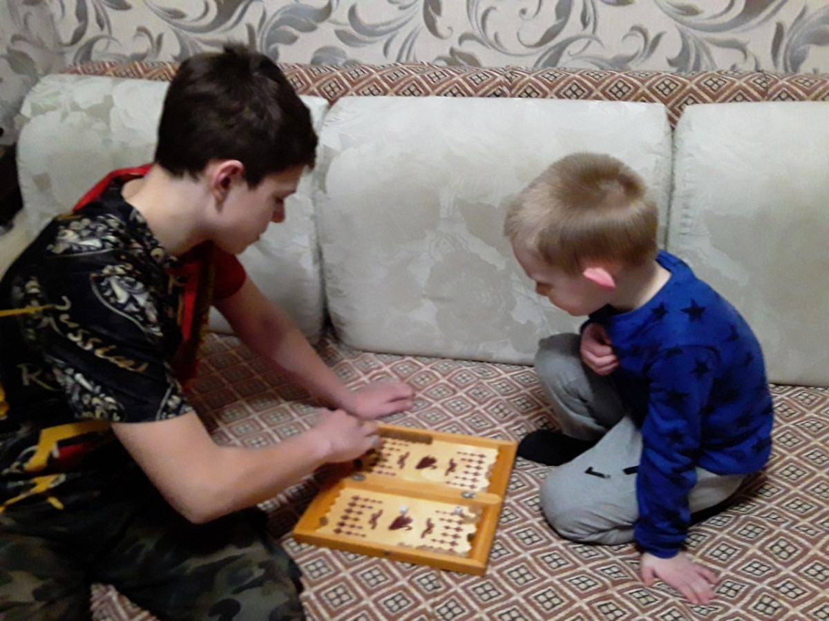 Постер к социальной практике: "Близкий человек нуждается в помощи"