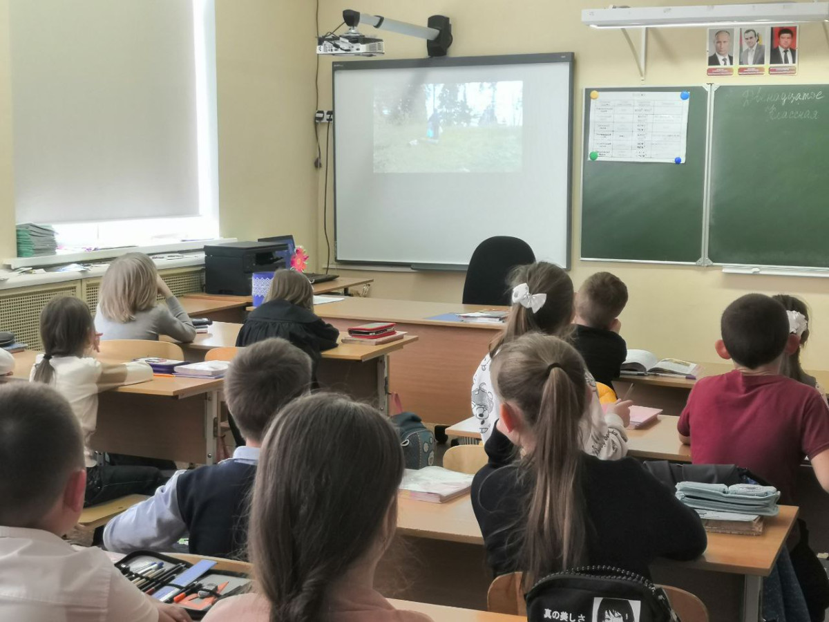 Постер к социальной практике: Чистый двор