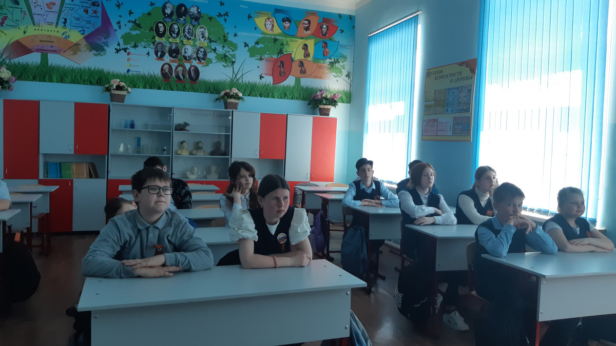 Постер к социальной практике: Шаг навстречу