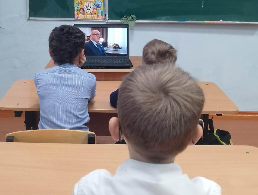 Постер к социальной практике: Новогодняя открытка солдатам.