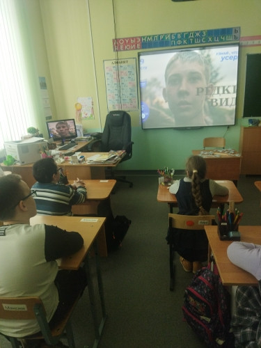 Постер к социальной практике: «Герой никогда не умрёт – он вечно в народе живёт»