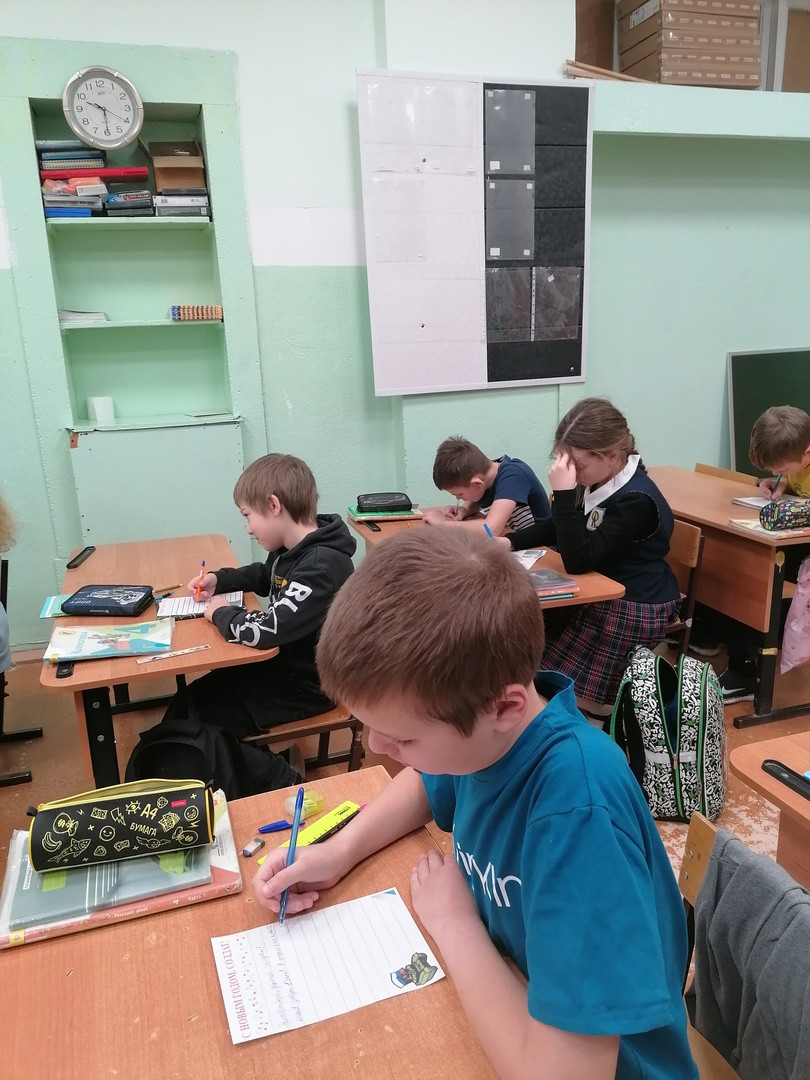 Постер к социальной практике: "Чудеса под Новый год"