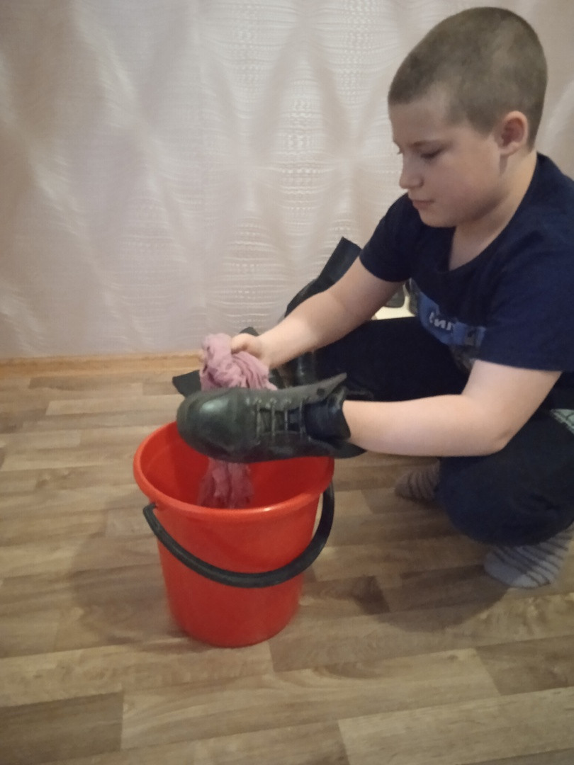 Постер к социальной практике: Помогаем по дому в удовольствие