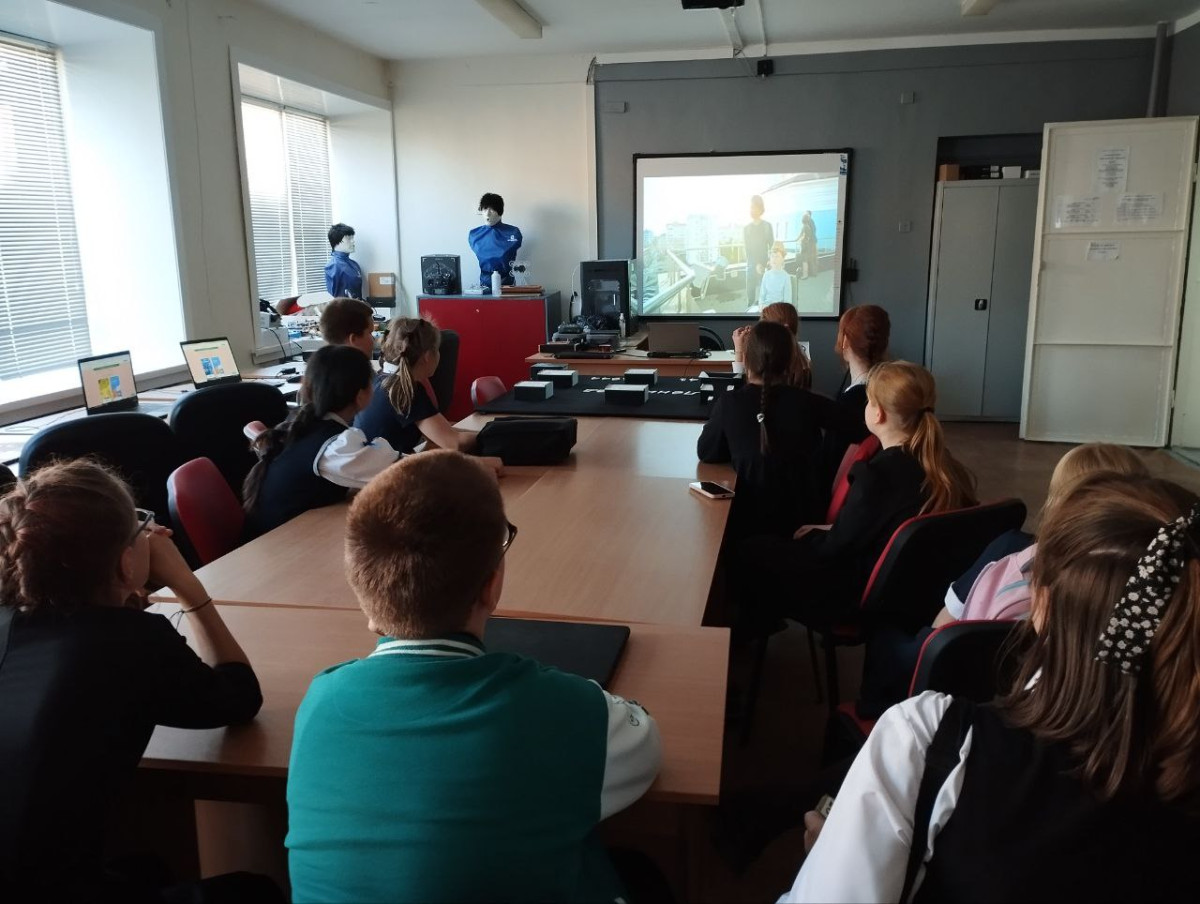 Постер к социальной практике: Открываем мир чувств