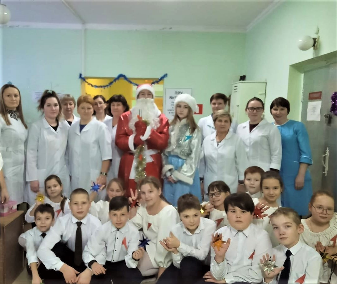Постер к социальной практике: Благодарим и выражаем признательность людям, несущим добро и  милосердие.