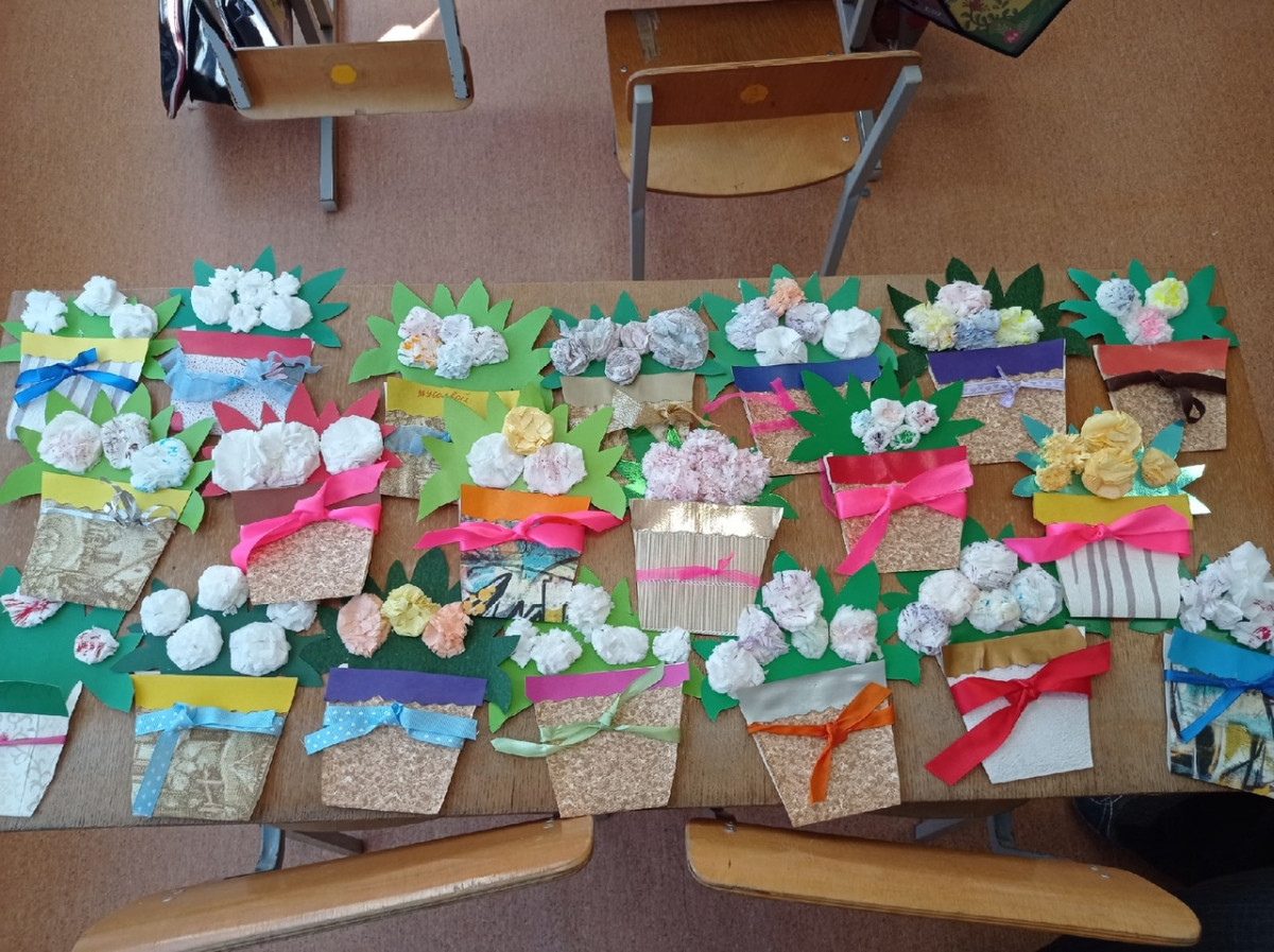 Постер к социальной практике: Старших надо уважать