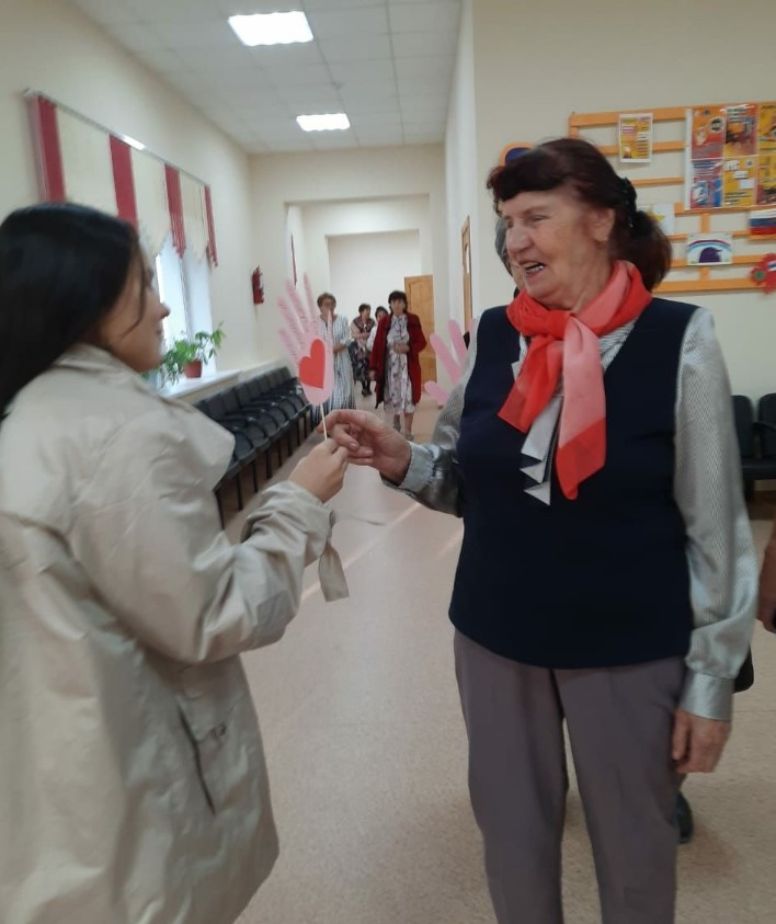 Постер к социальной практике: "Добрые дела не ищут времени"