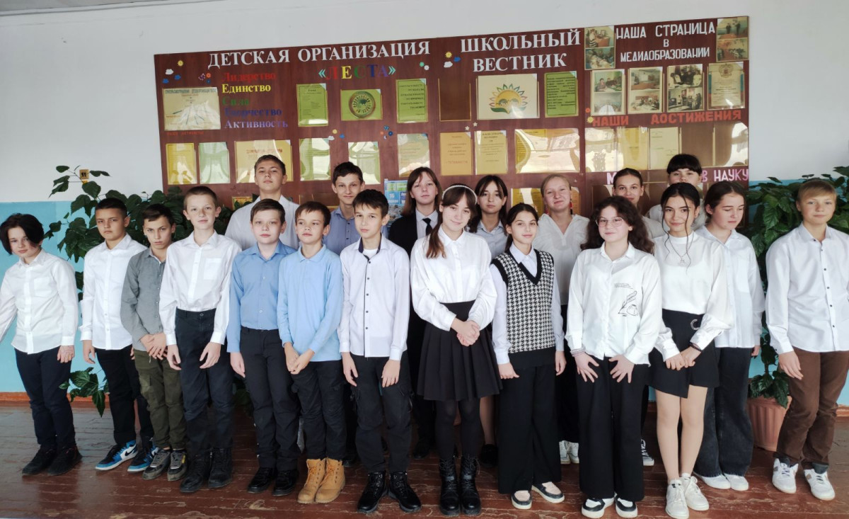 Постер к социальной практике: Имя на обелиске