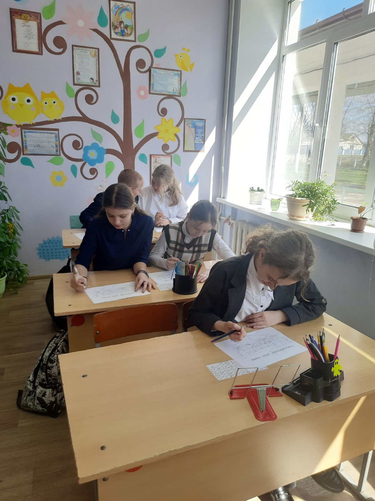 Постер к социальной практике: "Творцы истории."