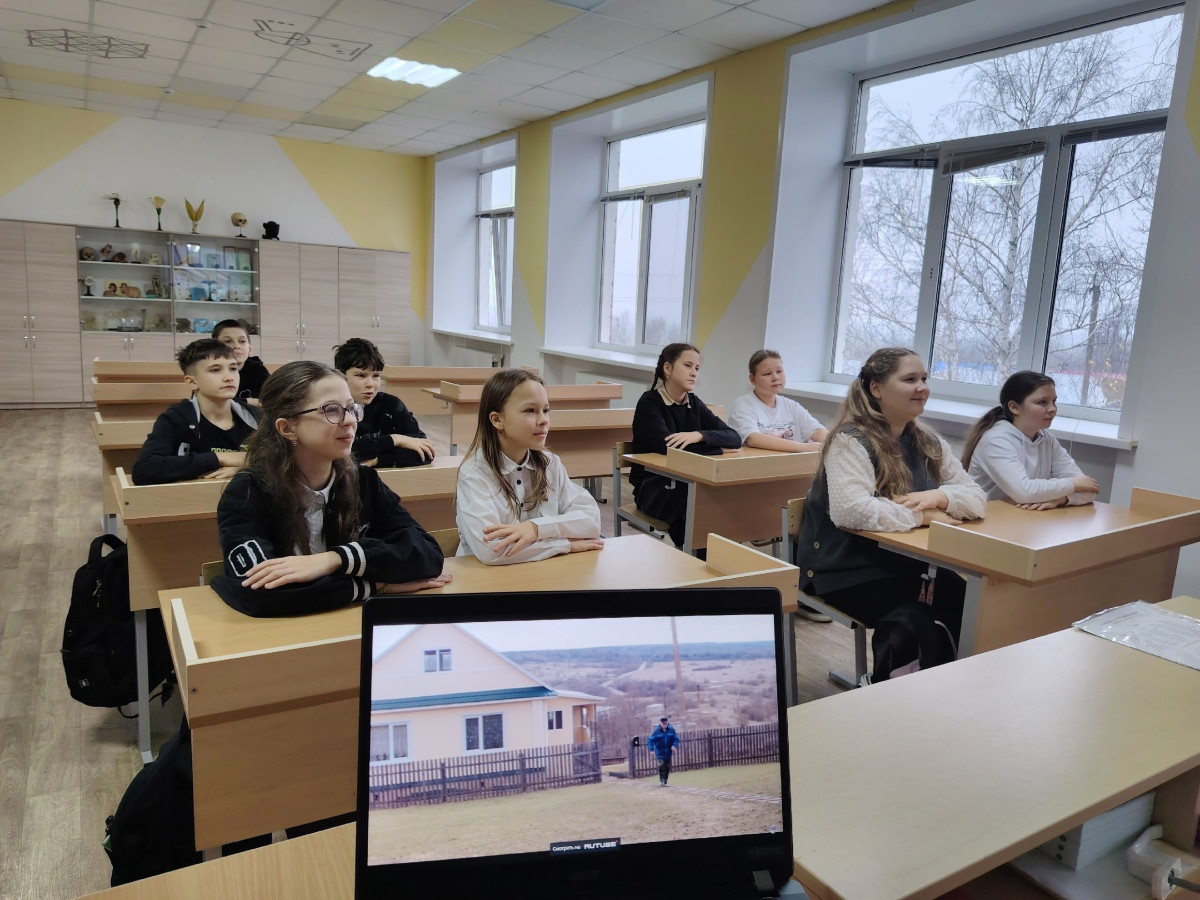 Постер к социальной практике: Честь имею