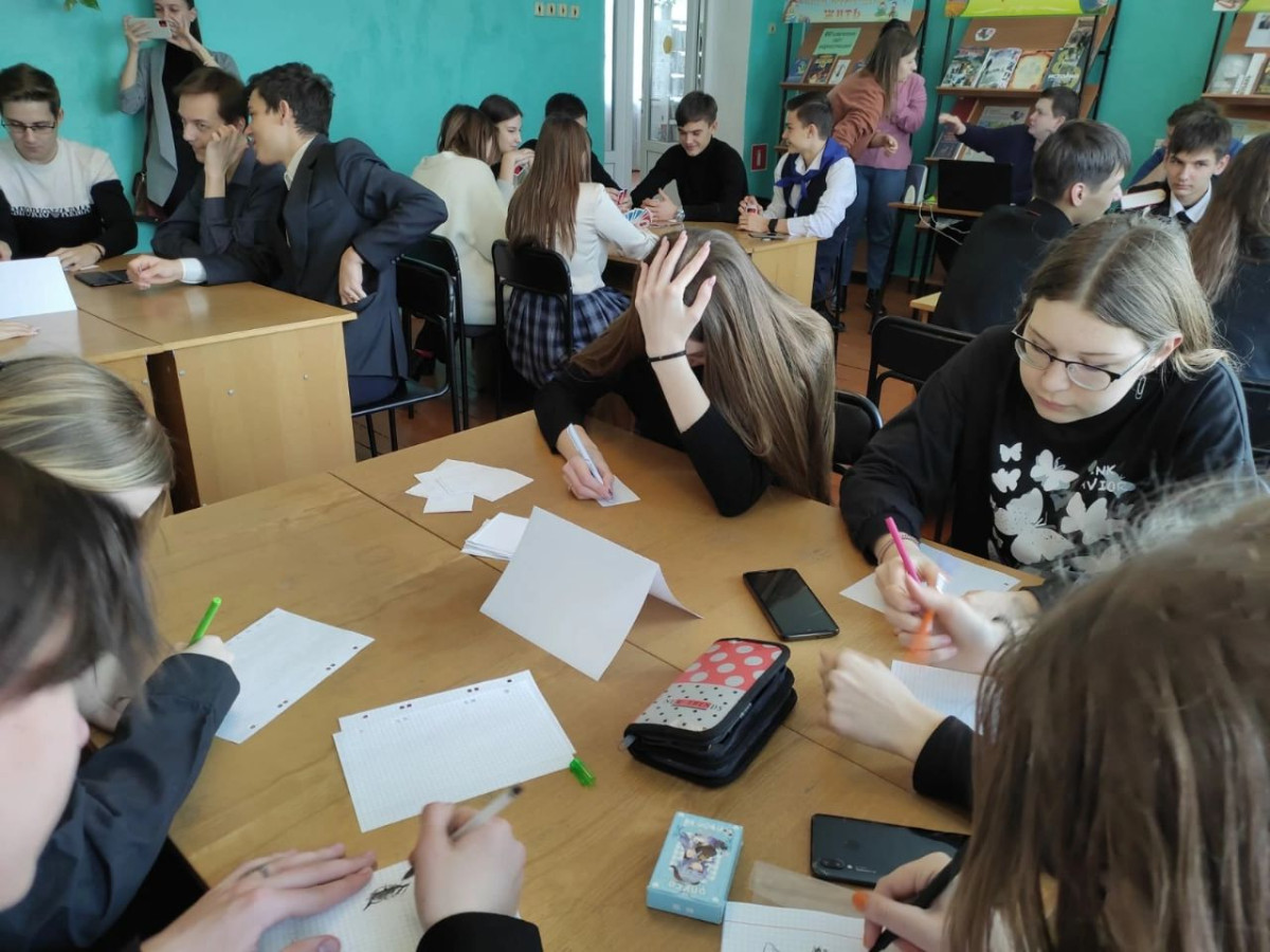 Постер к социальной практике: Достижения - это всегда счастье
