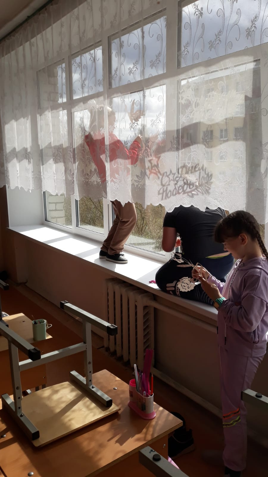 Постер к социальной практике: Тема: патриотизм Киноурок «Лошадка для героя» Тема: чувство долга