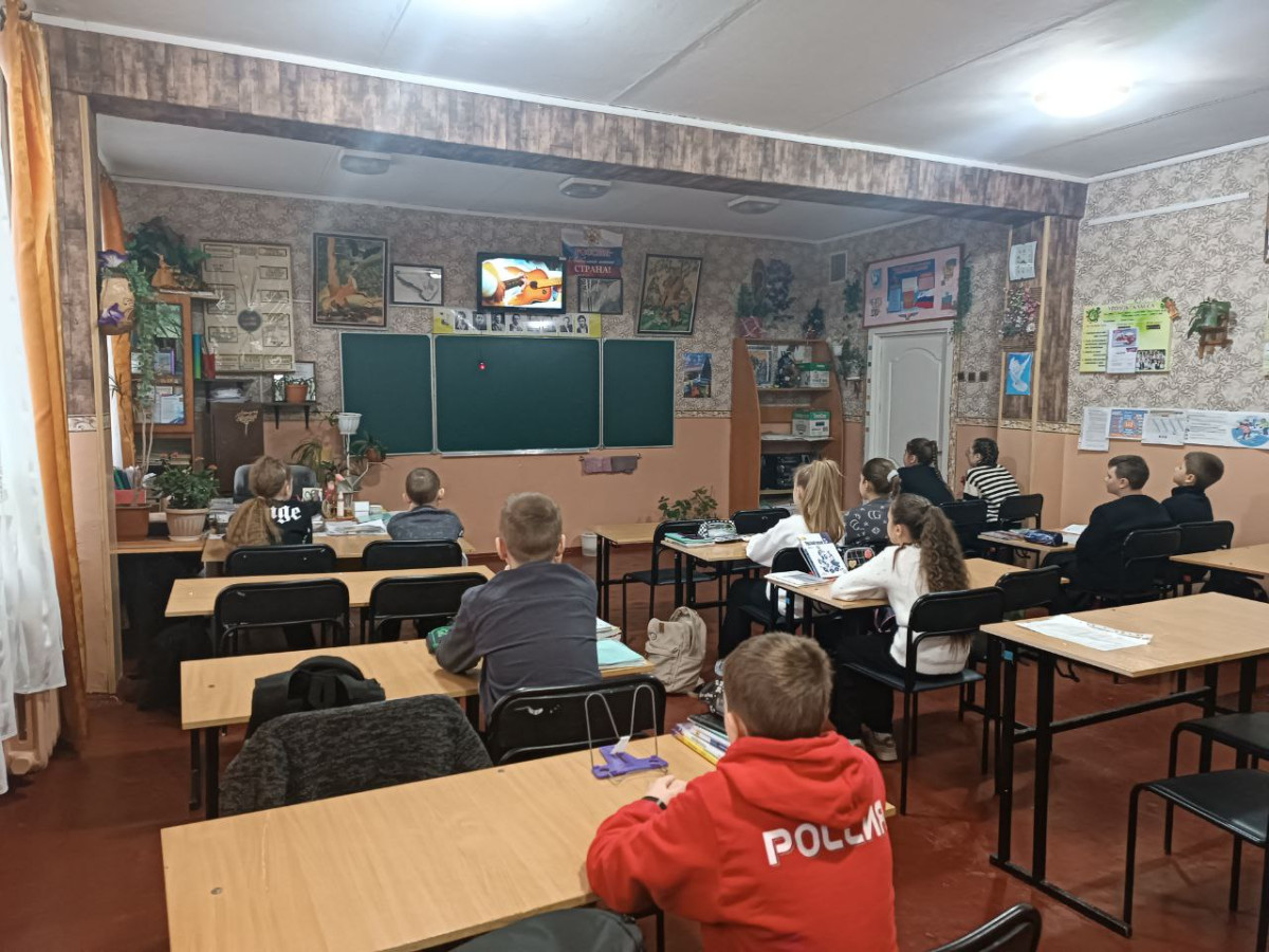 Постер к социальной практике: Счастье внутри нас