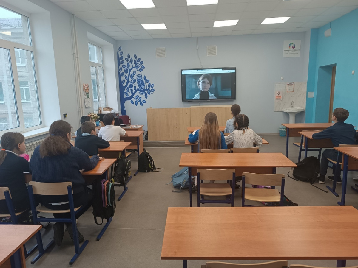 Постер к социальной практике: Подвиг, даже невоспетый, остаётся подвигом.