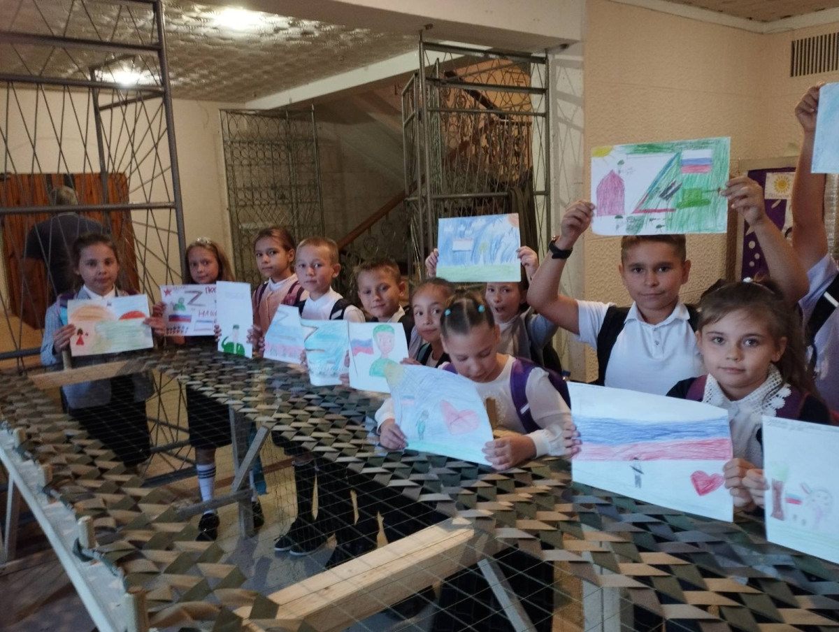 Постер к социальной практике: «Поддержка бойцов СВО», «Помощь детскому хоспису»