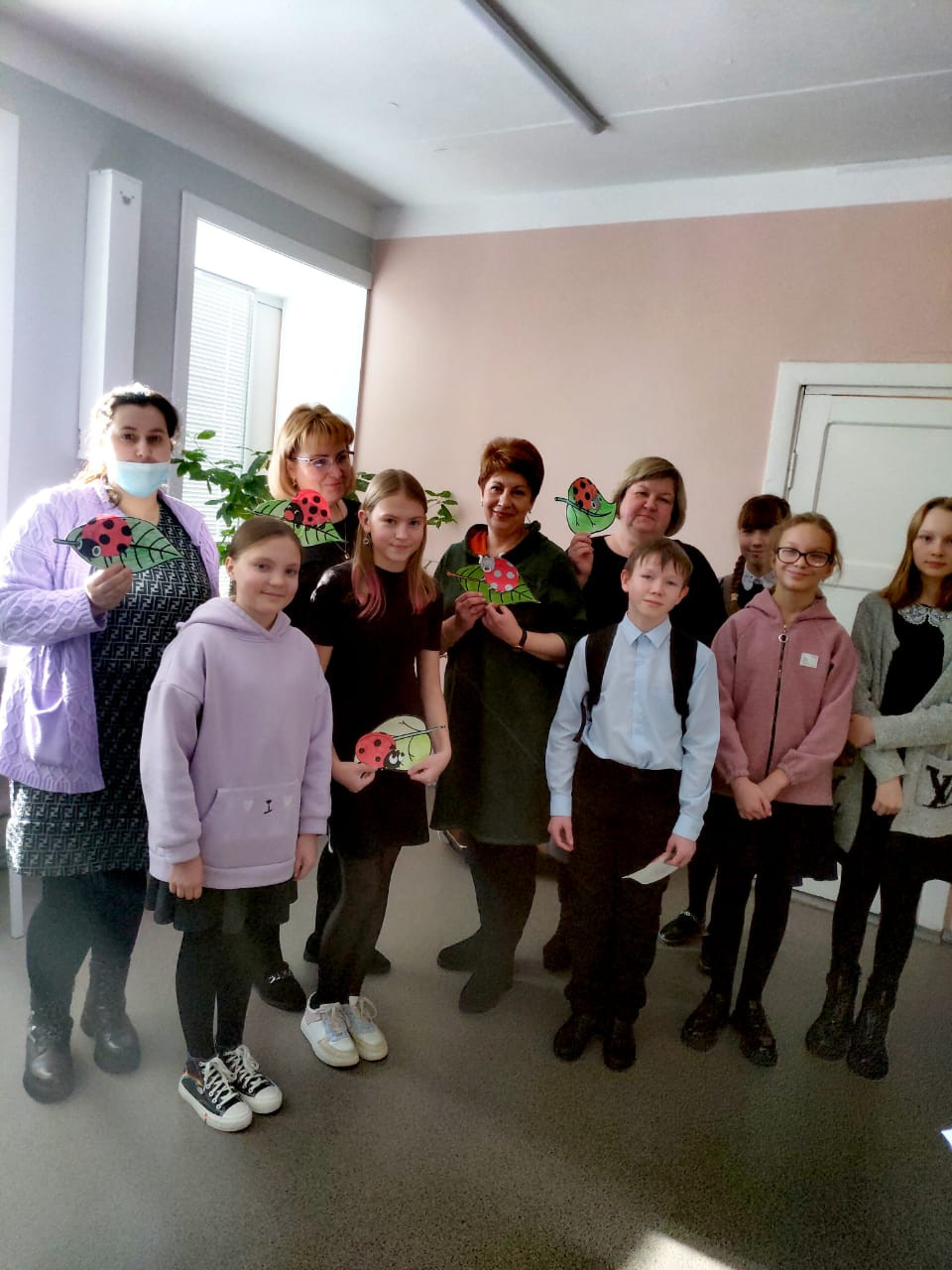 Постер к социальной практике: ДЕНЬ РАДОСТИ И СЧАСТЬЯ