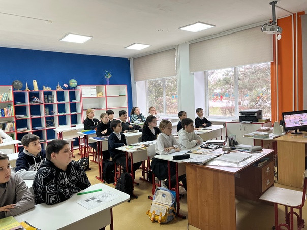 Постер к социальной практике: Тепло наших сердец