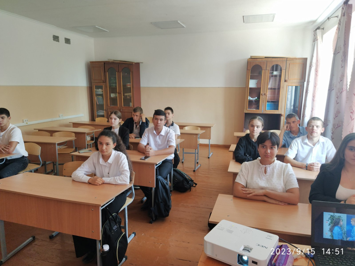 Постер к социальной практике: Дарить любовь и сопереживание
