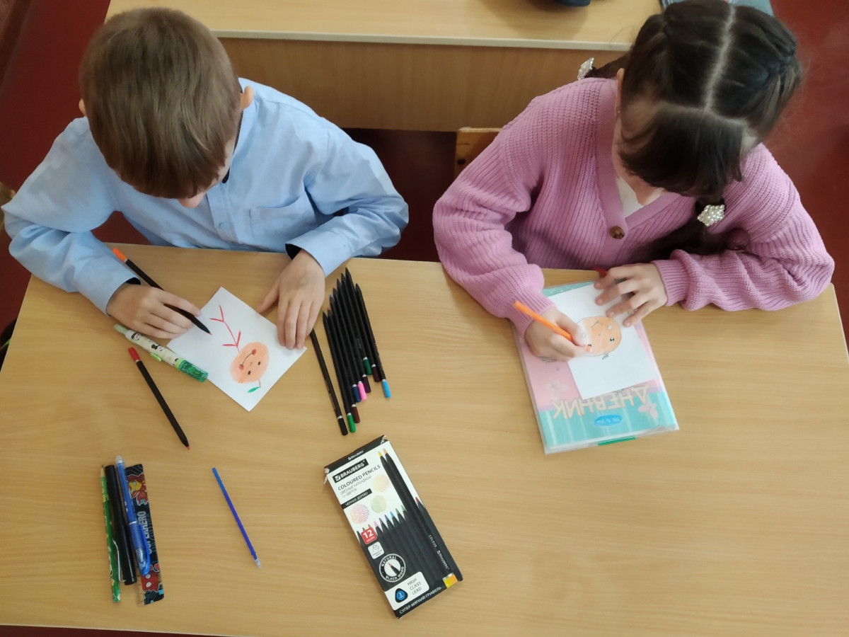 Постер к социальной практике: Учимся дружить