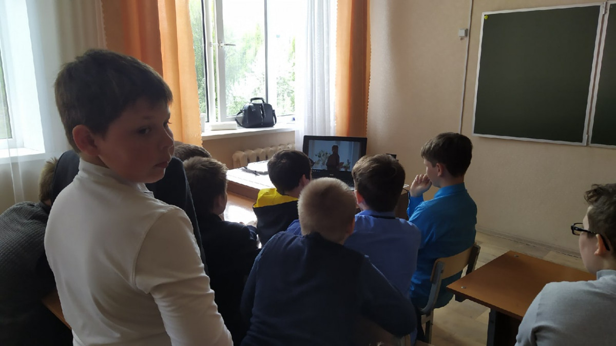 Постер к социальной практике: "Урок для не героев."
