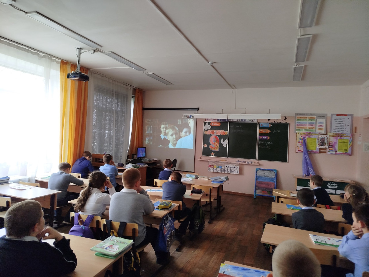Постер к социальной практике: чувство долга, героизм, самоотверженность