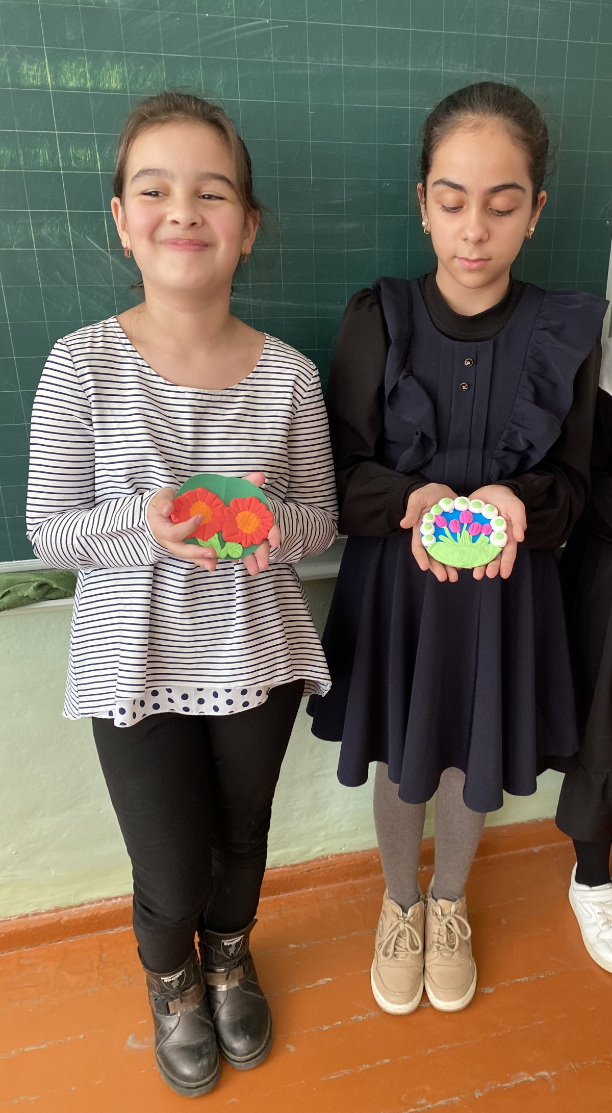 Постер к социальной практике: Приятно дарить подарки