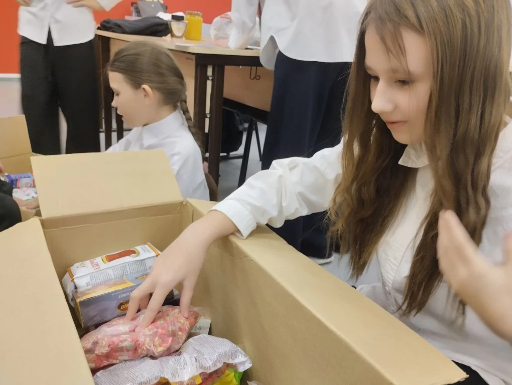 Постер к социальной практике: Своих не бросаем!