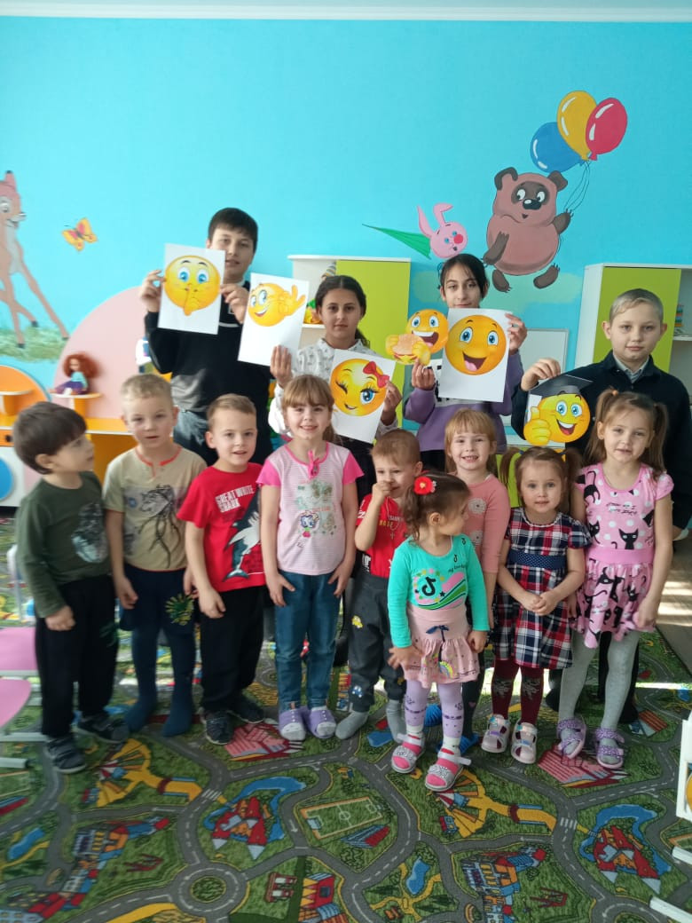 Постер к социальной практике: Подари кусочек счастья