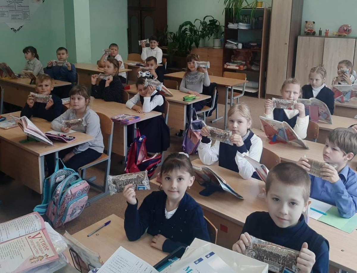 Постер к социальной практике: Своих не бросаем