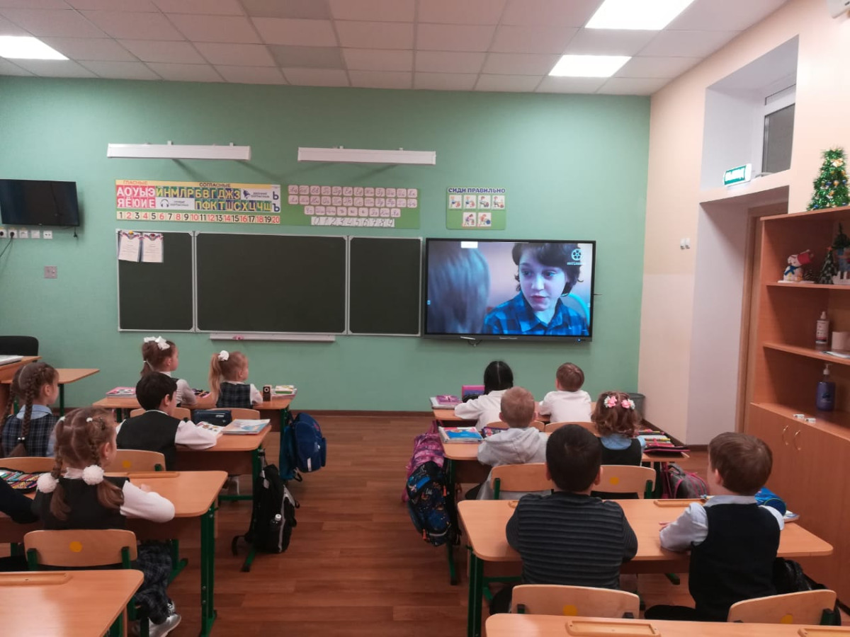 Постер к социальной практике: От слов к делу.