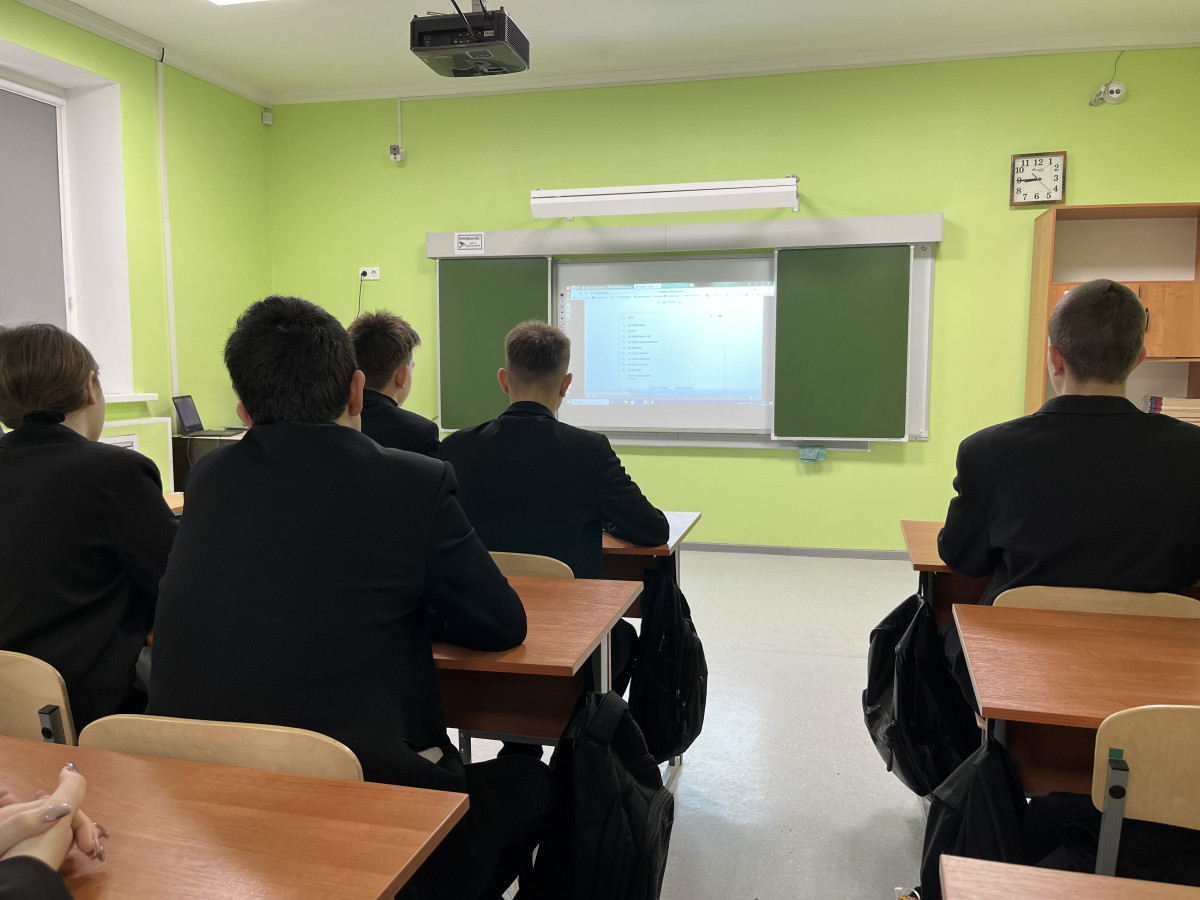 Постер к социальной практике: Забота.