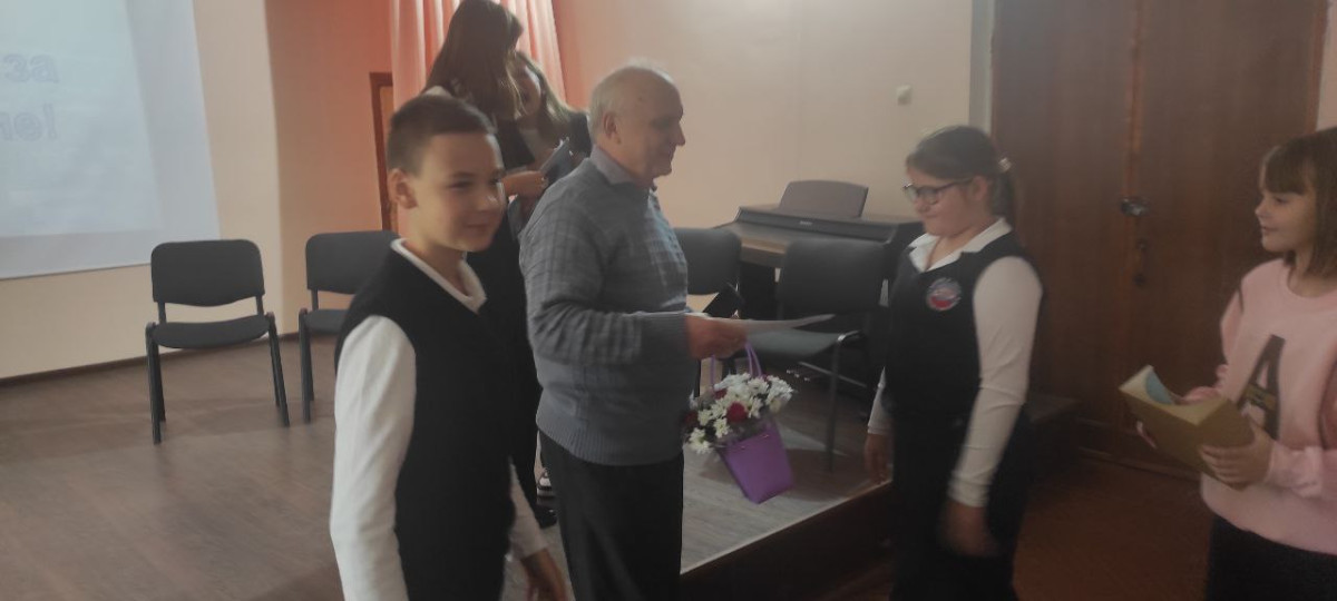 Постер к социальной практике: Счастье - жить в нашем городе!