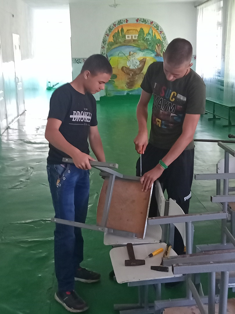 Постер к социальной практике: Радость созидательного труда