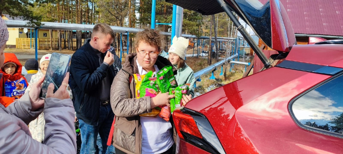 Постер к социальной практике: Учимся быть молосердными