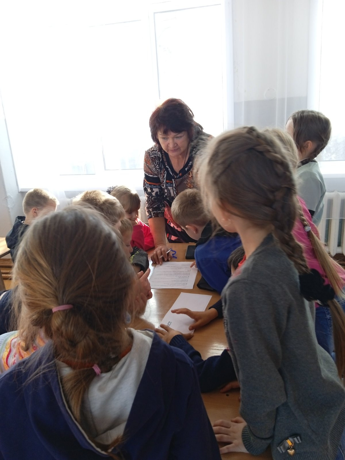 Постер к социальной практике: Друзья познаются в беде