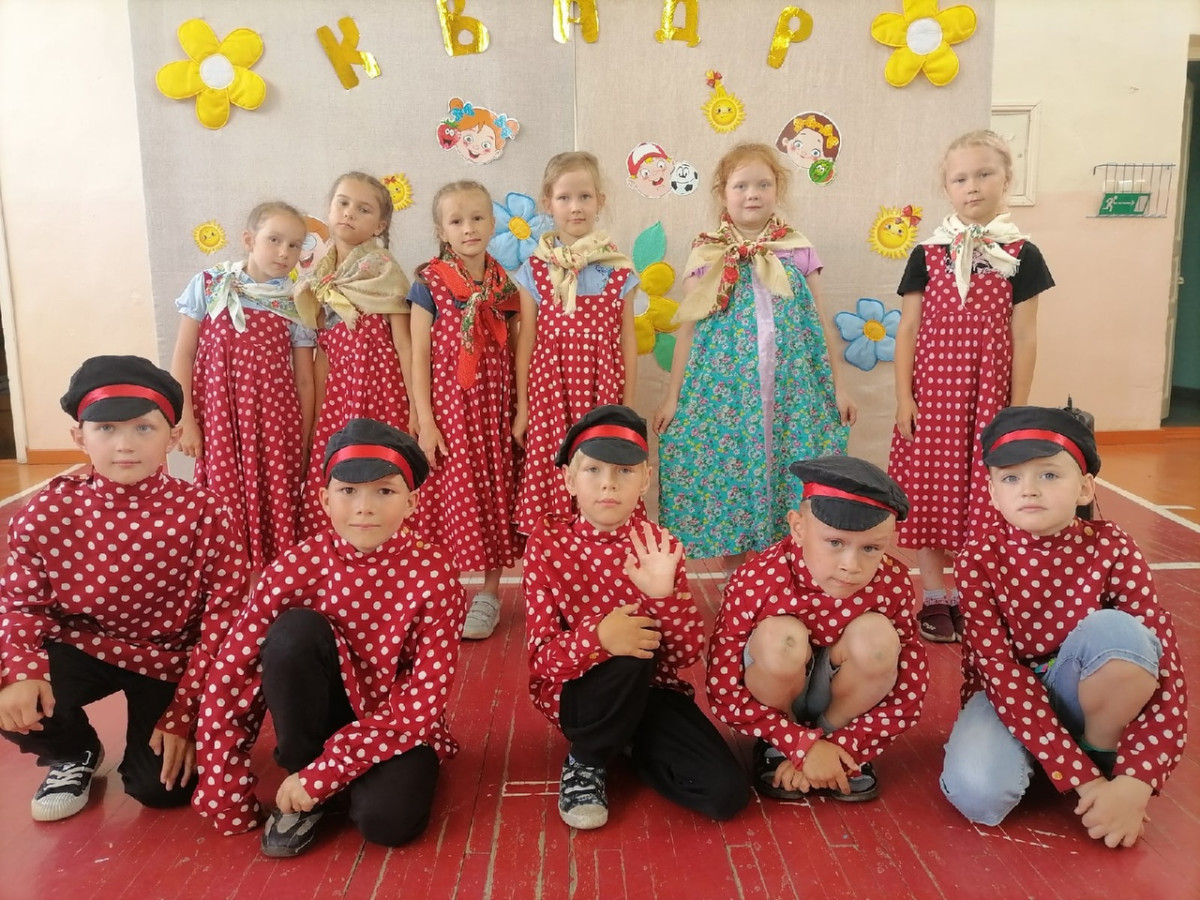 Постер к социальной практике: Песни нашего народа