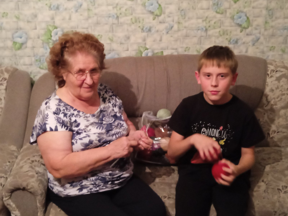 Постер к социальной практике: Добро и бескорыстная поддержка способны преобразить мир