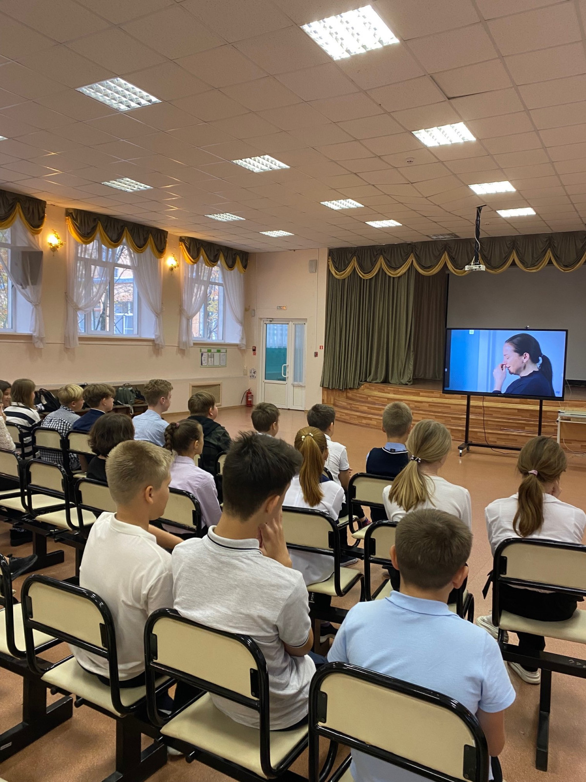 Постер к социальной практике: Будь героем для детей