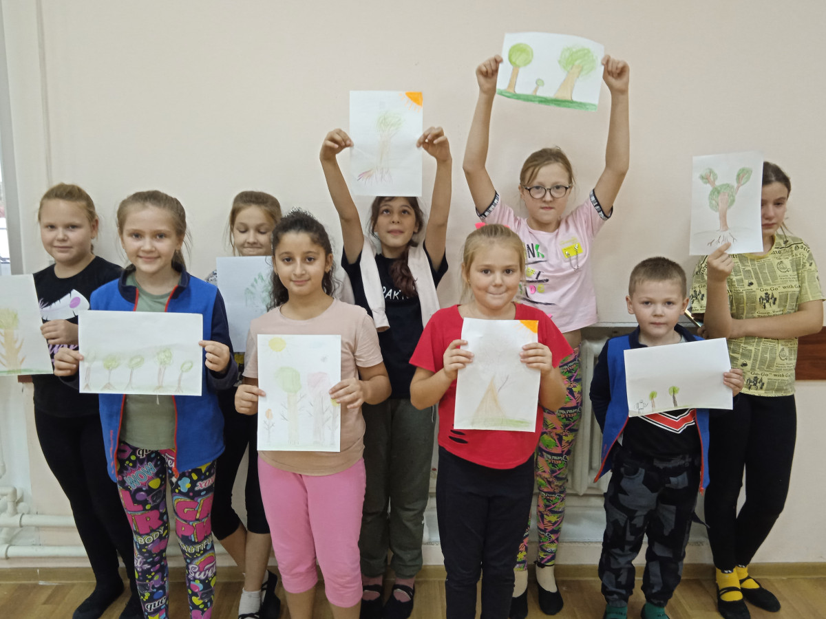 Постер к социальной практике: Дерево дружбы