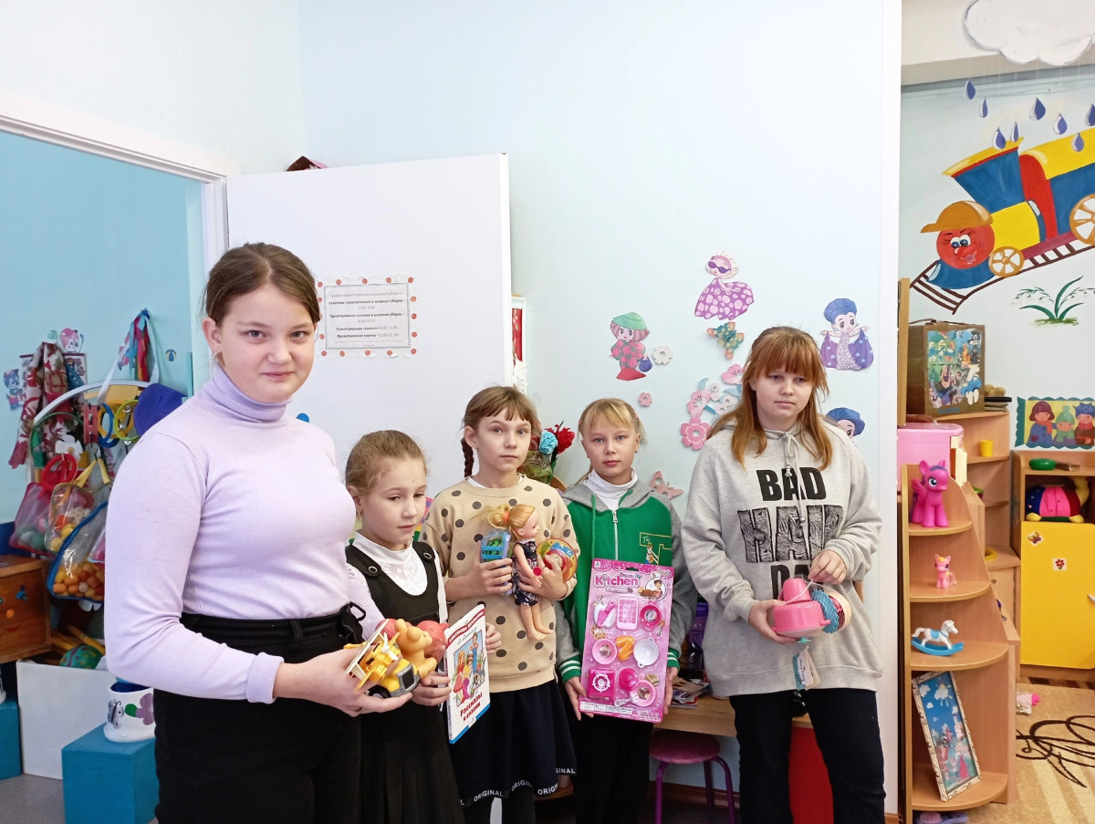 Постер к социальной практике: Акция "Подари игрушку"